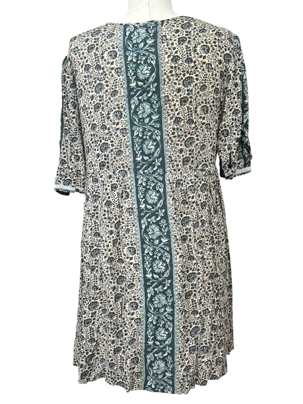 Ba&sh Travis Mini Dress in Vertdeau Boho Floral Print Size Small Gently Used
